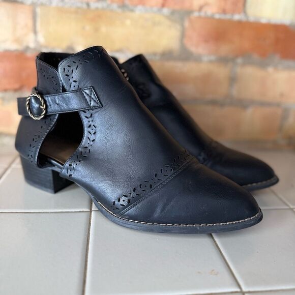 C. Est 1946 Black Booties size 9W Ankle Boots Shoes Women’s Business Casual boho - Picture 1 of 14